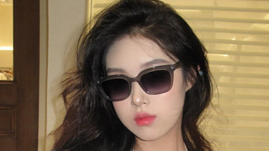 Boost Your Style with Trendy Square Shape Sunglasses in Cloudy Gray