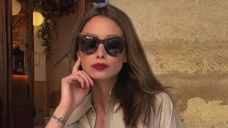 Embrace Parisian Glam: Retro Style Sunglasses for Women and Bold Red Lips! - SheTopper